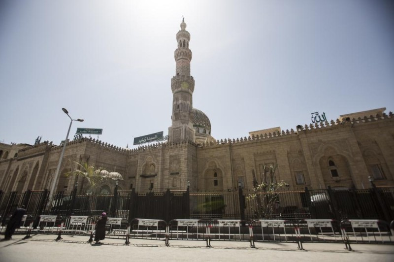 مصر تمدد حظر التجول الليلي أسبوعين لمواجهة كورونا