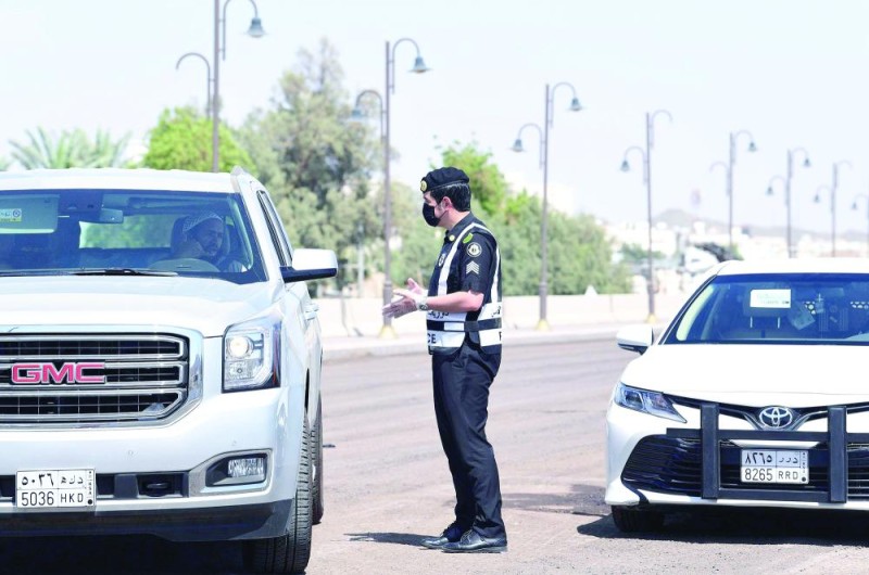 رجال الأمن..
جهود جبارة وتفان في العمل