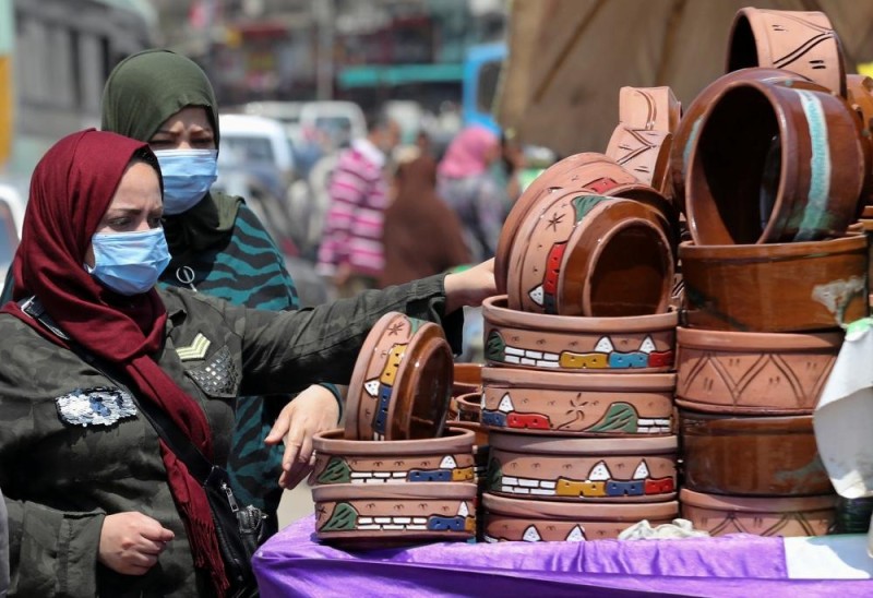 مصر: 126 حالة إيجابية و13 وفاة وشفاء 21