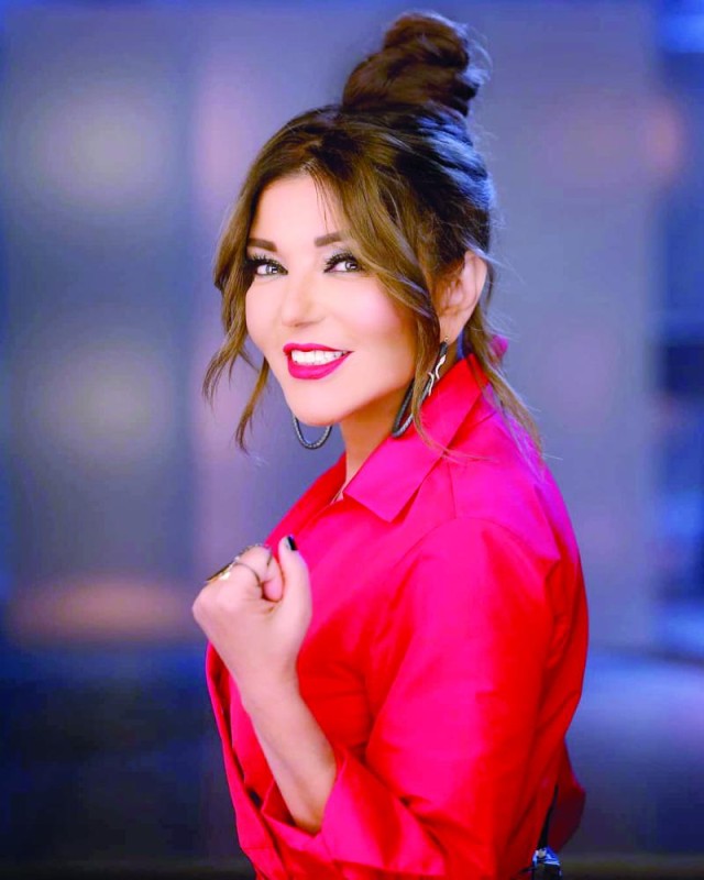 سميرة سعيد تغني أون لاين