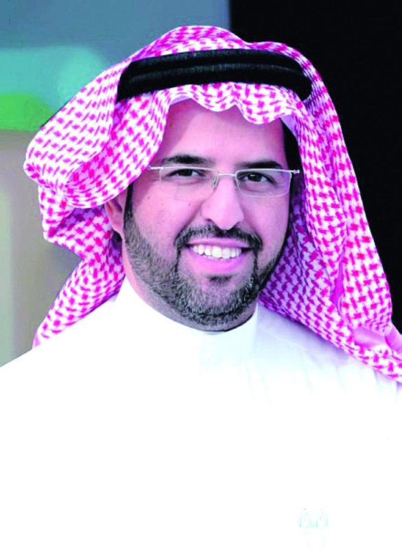 التعليم عن بعد.. نجاح بالجامعات وإخفاق بالمدارس