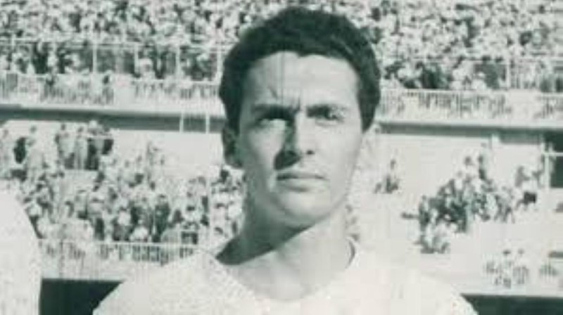 ريال مدريد ينعي لاعبه كامبا