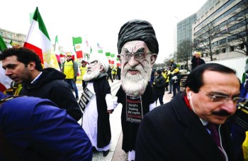 هل يطلق الوباء رصاصة الرحمة على «ملالي إيران»؟