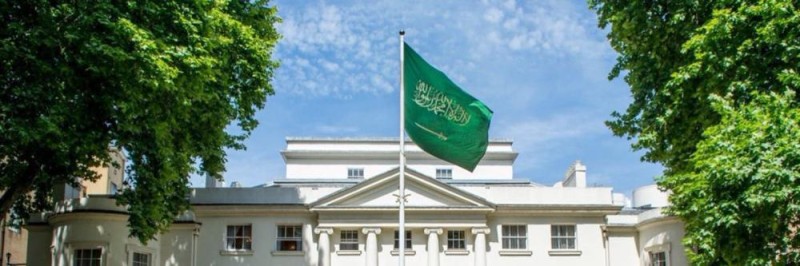 السفارة في لندن : أولوية العودة لكبار السن والحوامل