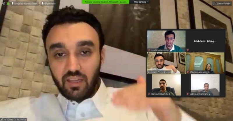 رئيس اللجنة الأولمبية يجتمع 'عند بعد' بلجنة الرياضيين