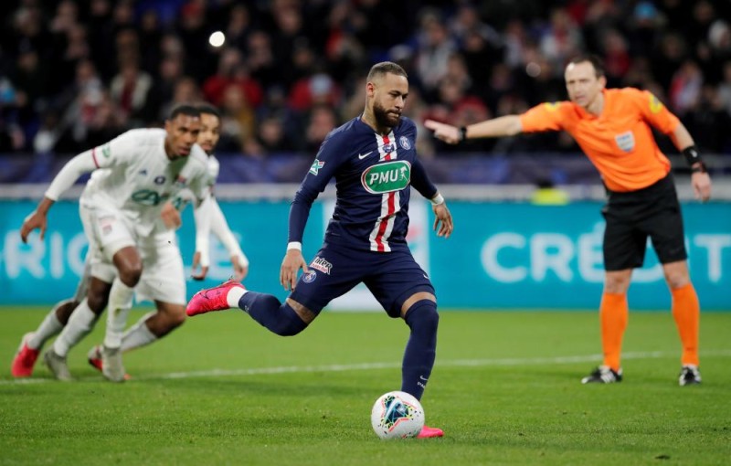 إلغاء الدورى الفرنسي دون إعلان بطل