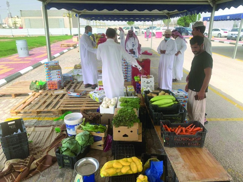 السوق المؤقت الـ5 بالأحساء يدخل الخدمة