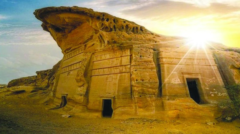«العلا».. نافذة المملكة السياحية إلى العالم