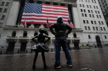الأسهم الأمريكية تفتح على ارتفاع بفضل آمال «لقاح كورونا»