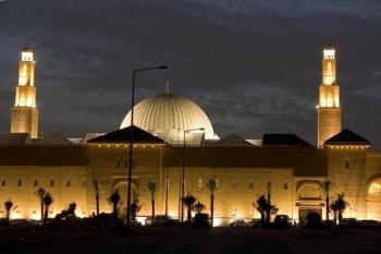بعد أكثر من شهرين إغلاق.. 90 ألف مسجد تفتح أبوابها فجر الأحد
