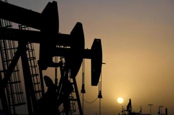 النفط يهبط جراء تفاقم التوترات الأمريكية الصينية