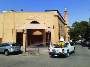 «خطيب» ومصلون شرطا إقامة «الجمعة» بمساجد الأحياء في الشرقية