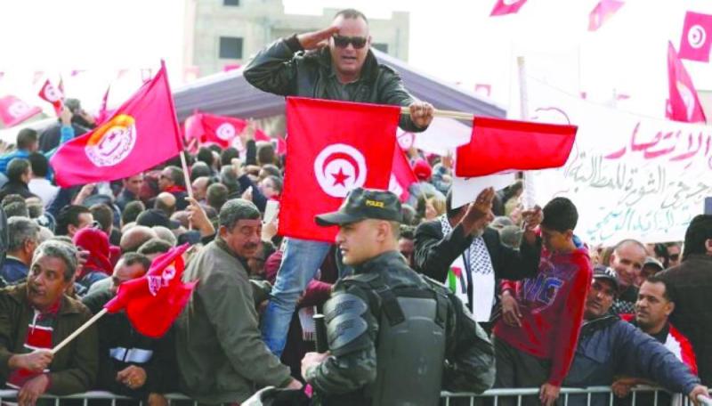 التونسيون للغنوشي: ارحل.. و«النهضة» تهدد بتصفية المعارضين
