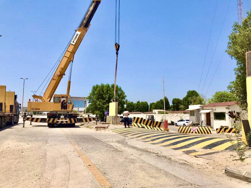 إزالة الحواجز الخرسانية في 18 مجمعاً سكنياً بالجبيل