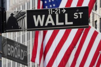 الأسهم الأمريكية ترتفع بتأثير تفاؤل بشأن إعادة فتح الشركات