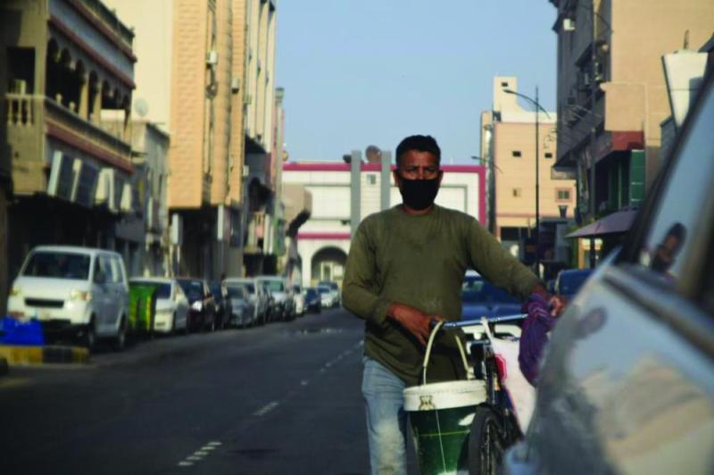 «الكمامة» تقلل العدوى 90 %
