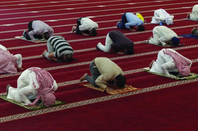 حملات توعوية بمختلف اللغات