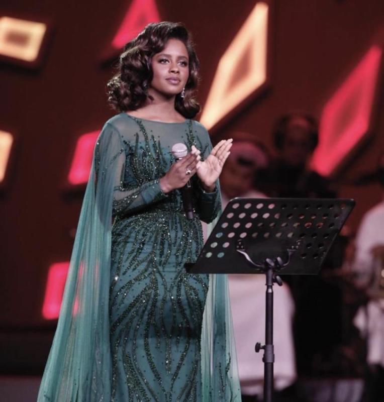 الأغنيات المنفردة.. عيدية الفنانين