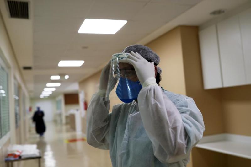 البرازيل تسجل عدد قياسي للوفيات اليومية بفيروس كورونا