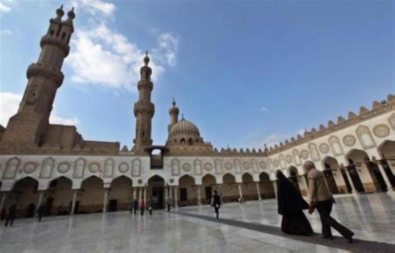 الأزهر يعلن إقامة صلاة الجمعة بدون جمهور