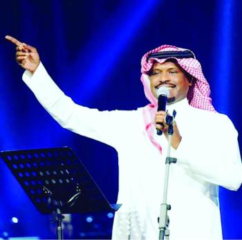 راشد الفارس يتغنى «للعزم سيرة»