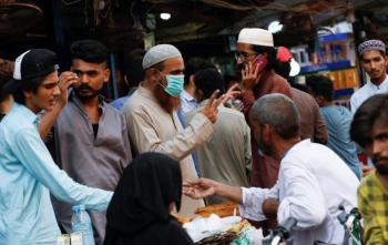 باكستان: ارتفاع إصابات كورونا إلى 85 ألف حالة