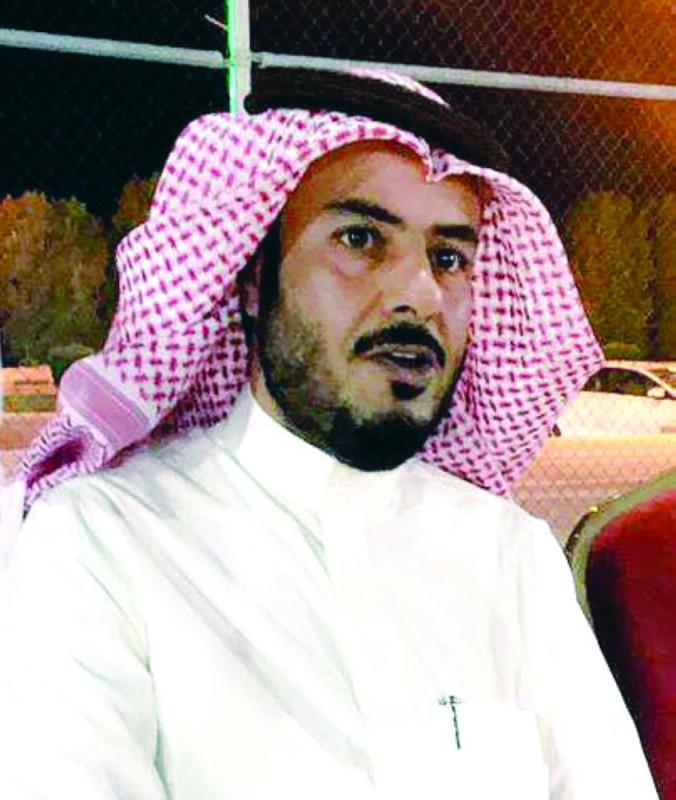 النعيرية.. الإبل السائبة خطر يهدد حياة المسافرين