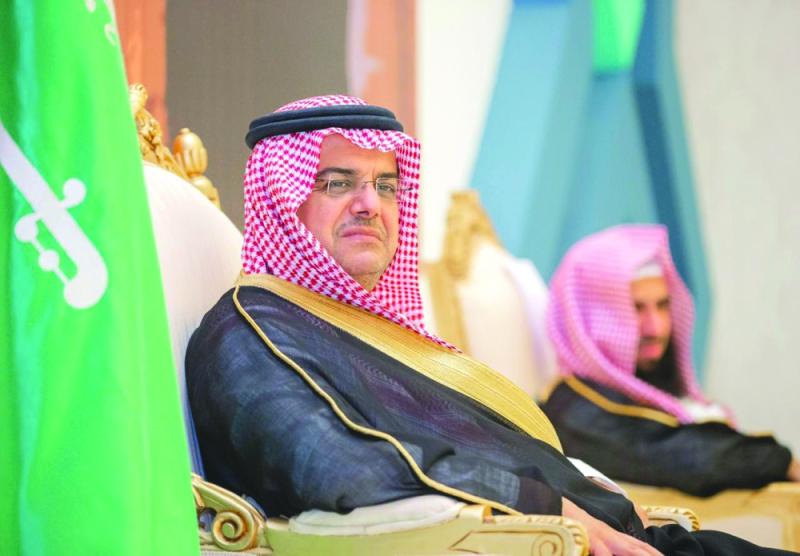 محافظ حفر الباطن يشدد على تطبيق الاحترازات