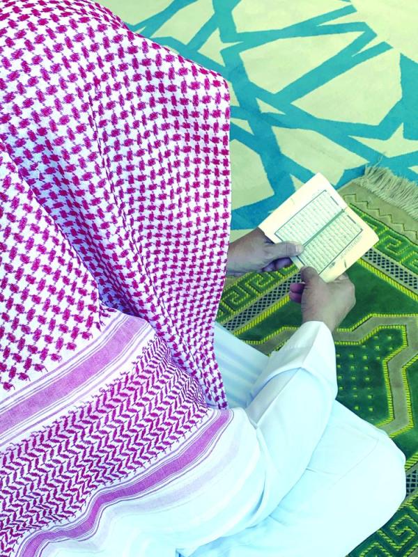 وعي وانتظام.. أجواء إيمانية روحانية