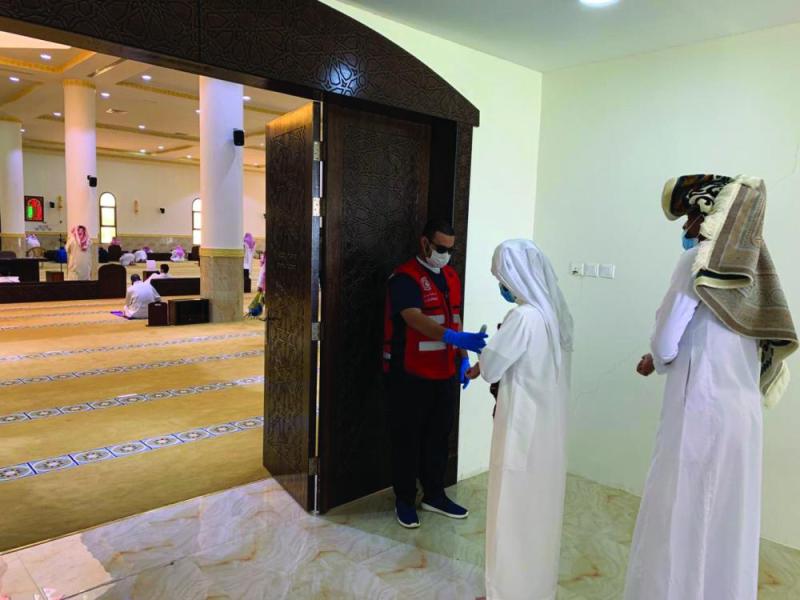 95 متطوعا يشاركون في «بيوت الرحمن»