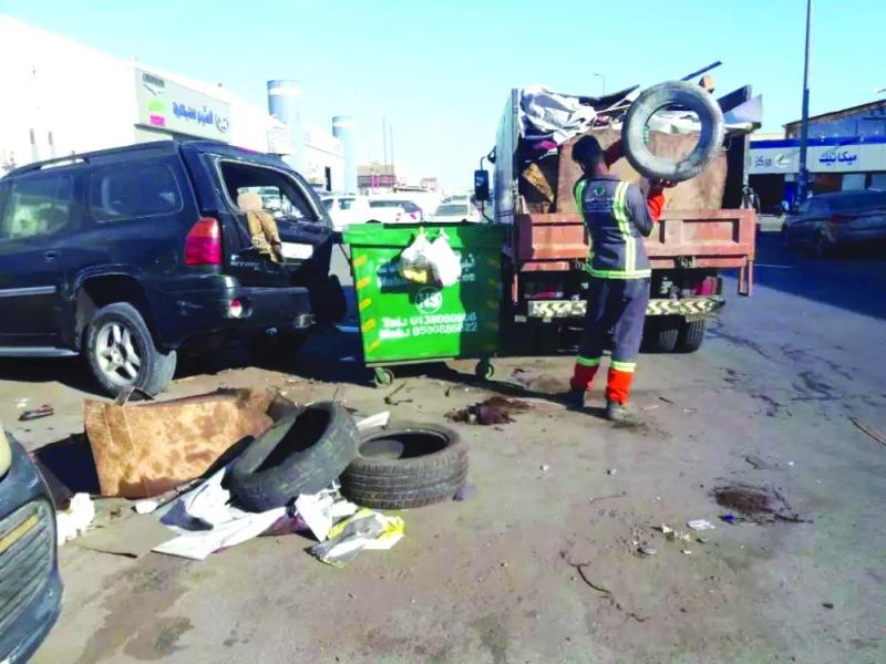 «خضرية الدمام».. كثافة مرورية و«احترازات» ضعيفة