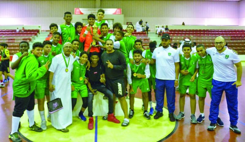 اليد السعودية تبحث عن الغربلة