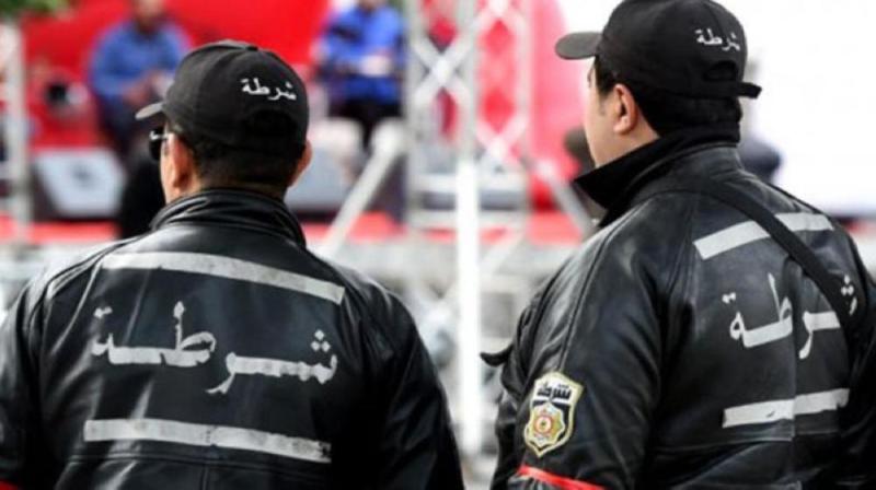 القبض على 5 إرهابيين في تونس