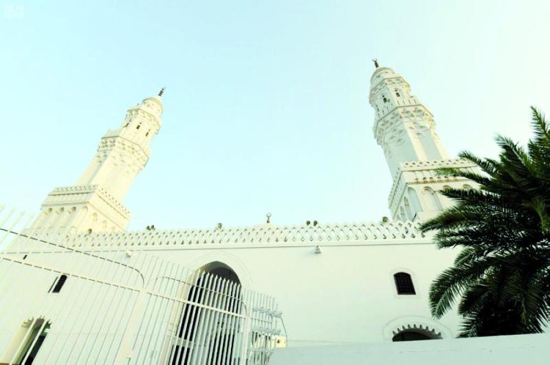 مسجد القبلتين.. نقطة تحول بوصلة الصلاة