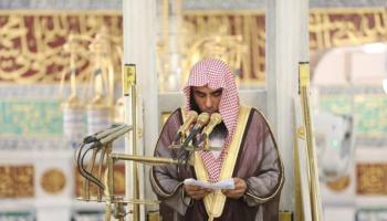 خطيب المسجد النبوي: الجائحة أظهرت الحاجة لبناء الوعي