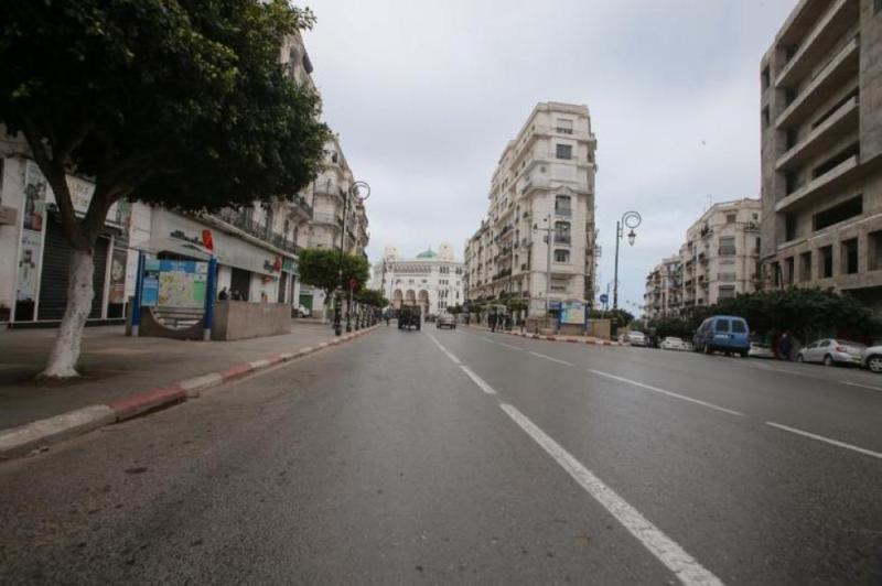 الجزائر تؤجل فتح حدودها إلى الشهر المقبل