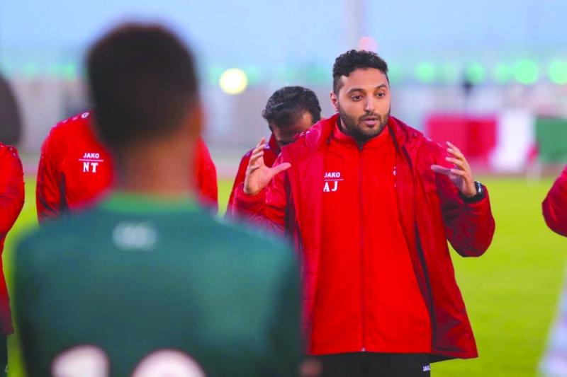 «صغار النواخذة».. مصدر السعادة!!
