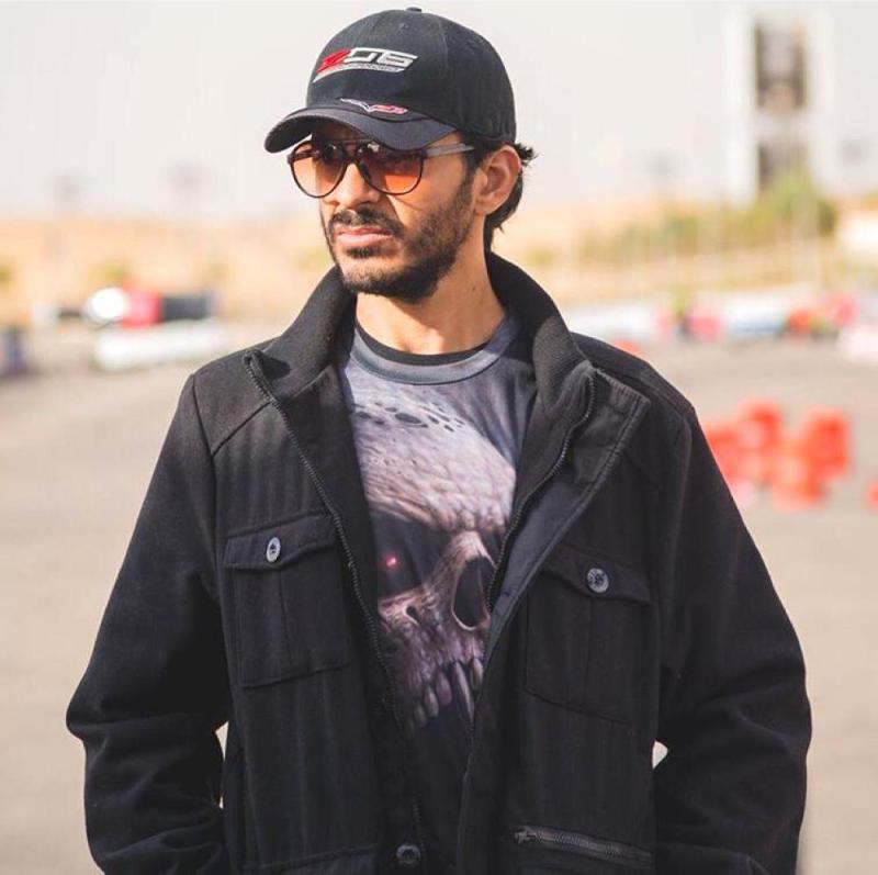أسوأ مرحلة مرت علي كانت في «الدراجات النارية»