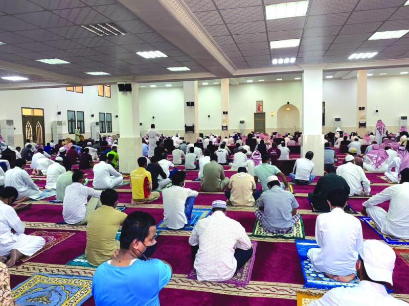 الجمعة الثالثة.. إجراءات صارمة لوقاية المصلين