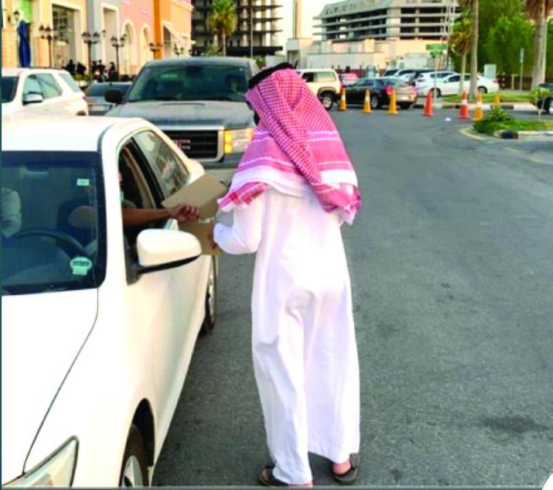 توزيع 3 آلاف كمامة بالخبر