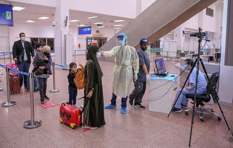 إعادة العالقين بالخارج.. رسائل فخر واعتزاز بالوطن