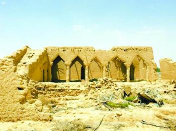 مسجد «الشريعة».. موطن الأسر القديمة بالهياثم