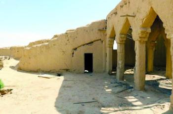 مسجد «الشريعة».. موطن الأسر القديمة بالهياثم