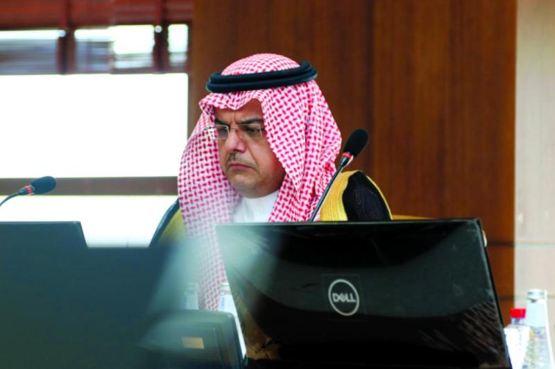 استعراض مشروع المدينة الجامعية بحفر الباطن