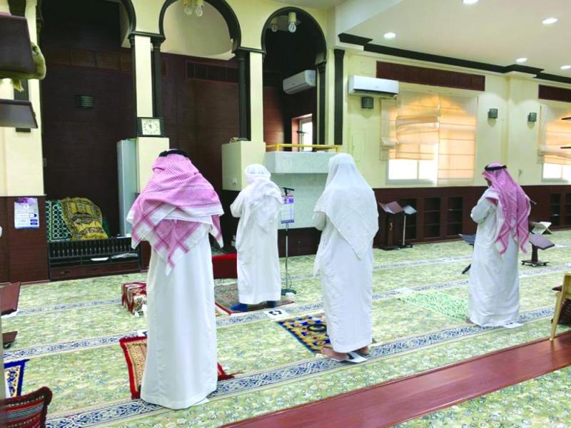صلاة الجمعة بـ233 جامعا «مؤقتا» في الأحساء