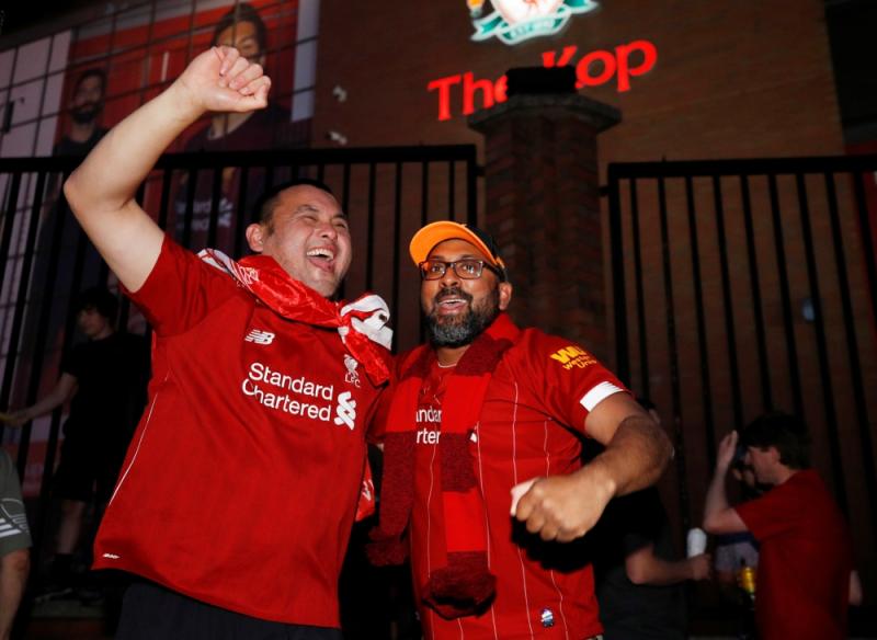 ليفربول  يتوج  لقب الدوري الإنجليزي للمرة الـ19 في تاريخه