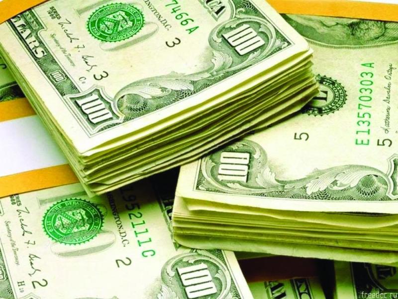 5 ملايين دولار مزيفة بحوزة 3 وافدين