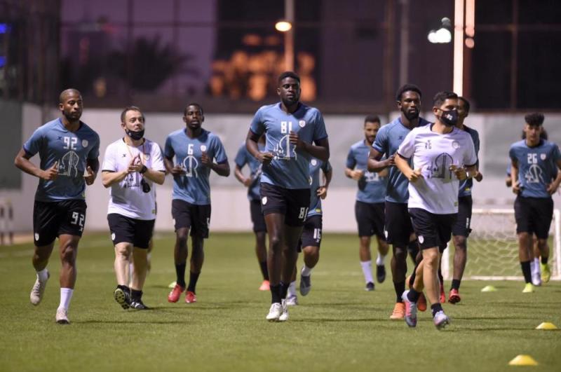 جارسيا يفرض تدريبات اليوم المتكامل