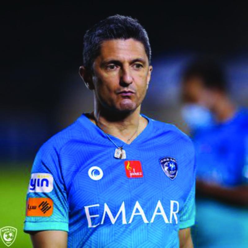 الهلال يبدأ معسكره وينتظر كاريلو وكويلار