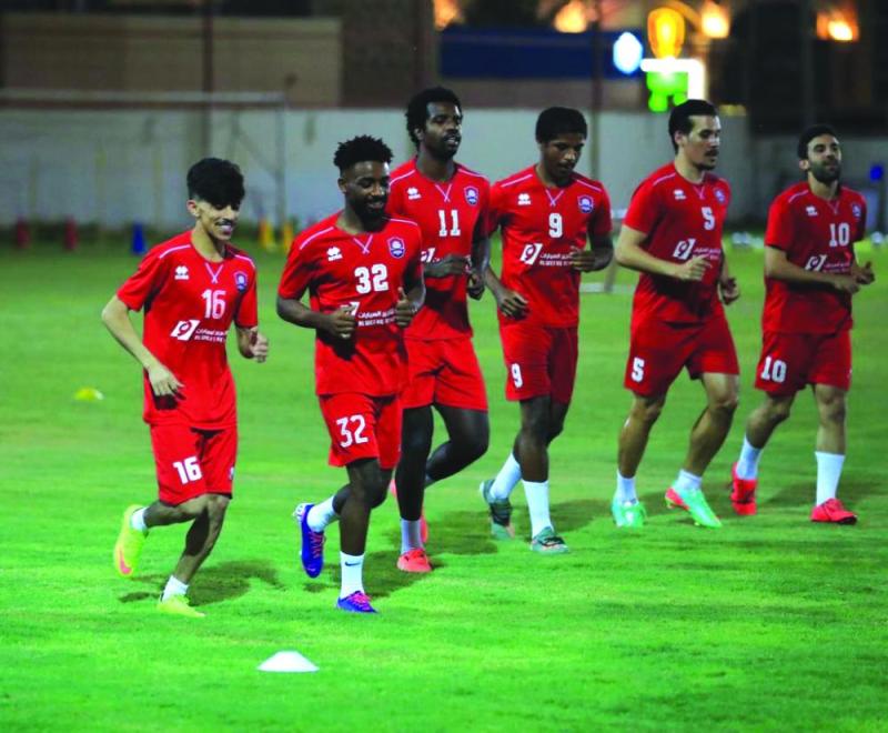 الرائد يتمرن على فترتين